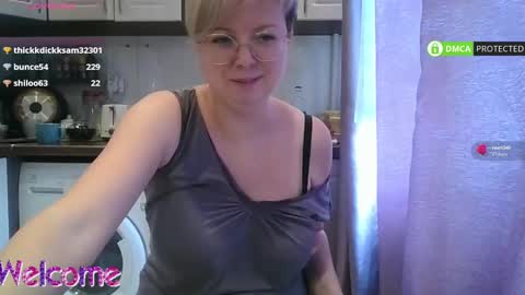 Snapshot of stasya_07 chatting on 03/07/25, 09:40 Stasya online show from 03/07/25, 09:40