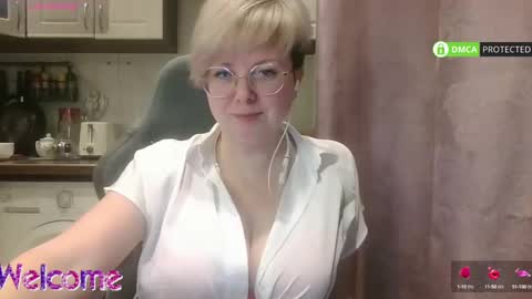 Snapshot of stasya_07 chatting on 03/10/25, 08:34 Stasya online show from 03/10/25, 08:34