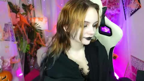 MONICA online show from 10/30/25, 01:45