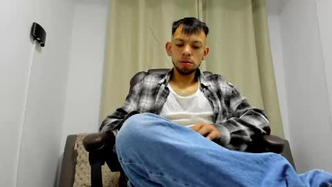 Snapshot of stebansilv_ chatting on 06/06/26, 11:04 Steban online show from 06/06/26, 11:04