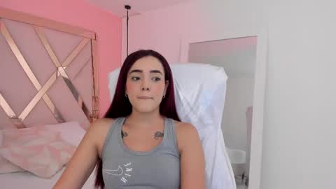 stefany online show from 09/11/25, 04:18