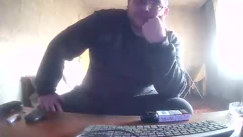 Stefan online show from 02/14/25, 09:13