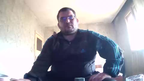 Stefan online show from 09/30/25, 10:42