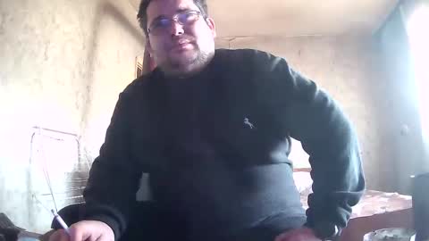 Snapshot of stefan90pt chatting on 01/15/26, 08:41 Stefan online show from 01/15/26, 08:41