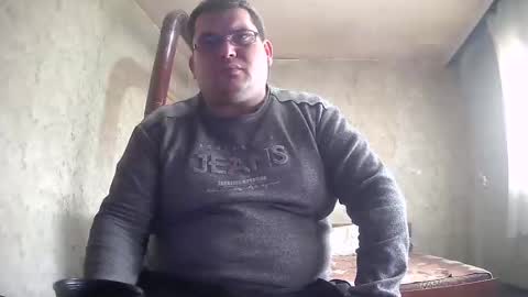Snapshot of stefan90pt chatting on 03/21/26, 08:52 Stefan online show from 03/21/26, 08:52