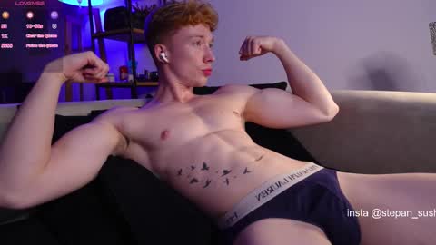 Snapshot of stefan__cute chatting on 12/19/25, 01:12 Stefan online show from 12/19/25, 01:12