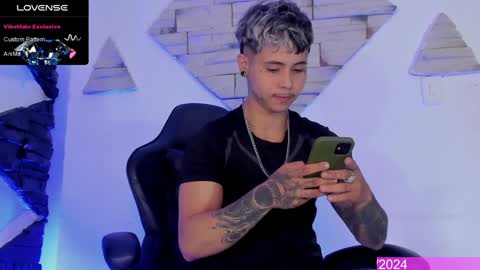 Snapshot of stefan_wonder_ chatting on 12/29/24, 03:03 Wonder online show from 12/29/24, 03:03