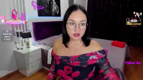 StefanaWinter online show from 10/08/25, 11:30