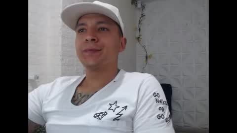 stefanhot2025 online show from 09/10/25, 03:34