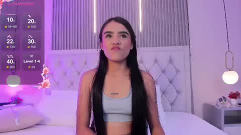 Snapshot of stefani_condya chatting on 06/09/26, 04:13 Stefani online show from 06/09/26, 04:13