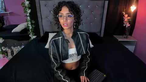 Stefania  online show from 03/10/25, 03:34