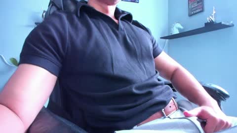 Snapshot of stefann_salvatore chatting on 04/18/26, 07:58 Stefann Salvatore online show from 04/18/26, 07:58