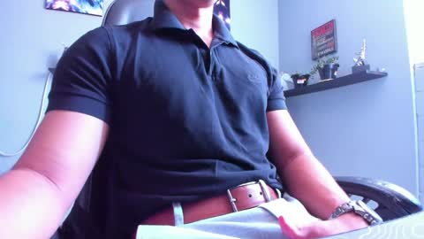 Snapshot of stefann_salvatore chatting on 05/15/26, 04:03 Stefann Salvatore online show from 05/15/26, 04:03