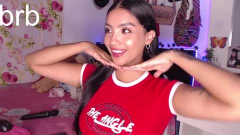 Im MiaIts my first day here  online show from 12/16/24, 12:48