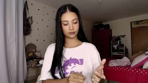 Snapshot of stefanny_pllus chatting on 02/16/26, 02:29 Im MiaIts my first day here online show from 02/16/26, 02:29