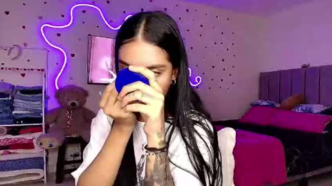Snapshot of stefanny_pllus chatting on 02/23/26, 11:13 Im MiaIts my first day here online show from 02/23/26, 11:13