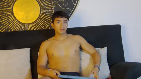 Snapshot of stefano_calle chatting on 11/24/25, 12:16 Stefano online show from 11/24/25, 12:16