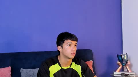 Snapshot of stefano_calle chatting on 12/01/25, 08:14 Stefano online show from 12/01/25, 08:14