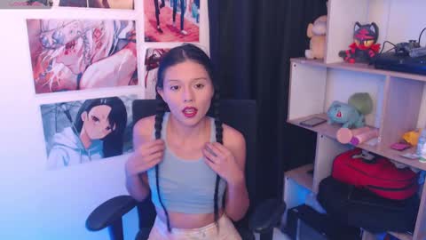 stefany lovers online show from 02/18/25, 07:19
