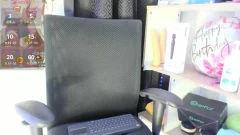 stefany lovers online show from 09/10/25, 01:16