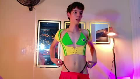 stefany piink online show from 05/13/26, 03:09