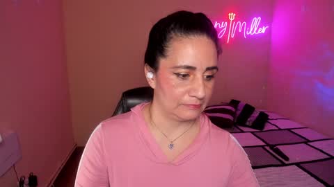 stefany online show from 01/10/25, 03:48