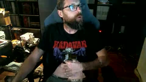 Snapshot of stefffg chatting on 09/18/25, 06:43 MeStef online show from 09/18/25, 06:43