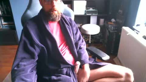 Snapshot of stefffg chatting on 06/14/26, 07:43 MeStef online show from 06/14/26, 07:43