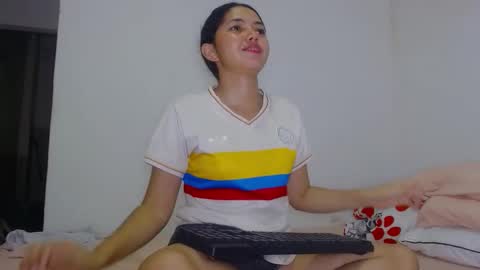 Snapshot of steffharris chatting on 11/05/25, 06:57 stefany online show from 11/05/25, 06:57