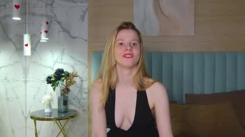 Snapshot of stefie_wells chatting on 05/08/26, 05:46 Stefie online show from 05/08/26, 05:46