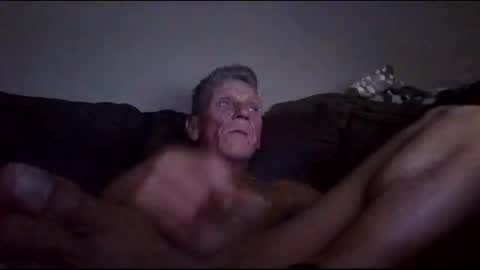 stefy1037 online show from 12/24/24, 12:22