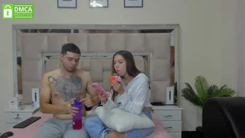 NATALIA online show from 09/12/25, 12:00