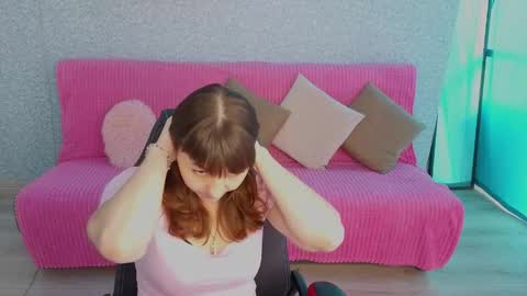 Snapshot of steladream chatting on 06/01/26, 09:44 Stela online show from 06/01/26, 09:44
