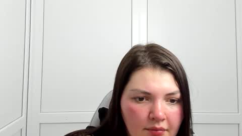 Snapshot of stella_la_ chatting on 05/19/26, 01:17 Stella online show from 05/19/26, 01:17