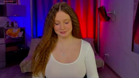 Stella online show from 10/19/25, 03:45