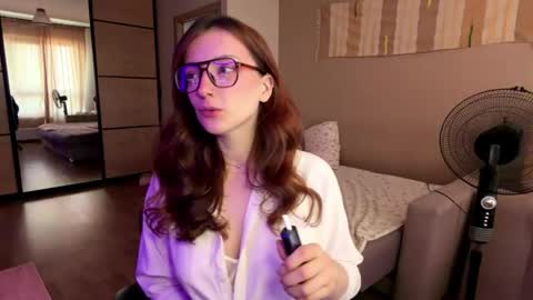 Snapshot of stella_rass chatting on 06/05/26, 10:32 Stella online show from 06/05/26, 10:32