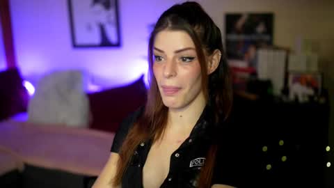 Stella online show from 10/13/25, 03:45