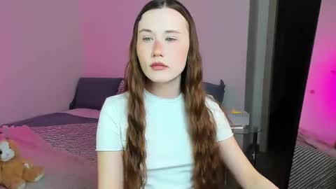 Snapshot of stella_sunny chatting on 10/21/25, 06:08 stella_sunny online show from 10/21/25, 06:08