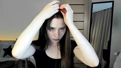 Snapshot of stella_sunny chatting on 02/06/26, 05:38 stella_sunny online show from 02/06/26, 05:38