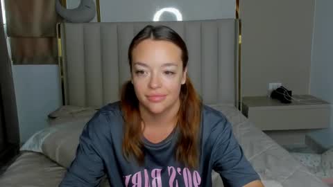 Snapshot of stellaa_queen chatting on 04/10/26, 12:16 stella online show from 04/10/26, 12:16