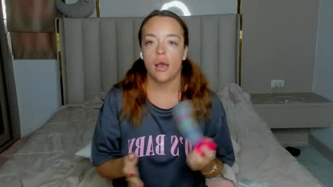 Snapshot of stellaa_queen chatting on 04/23/26, 12:23 stella online show from 04/23/26, 12:23