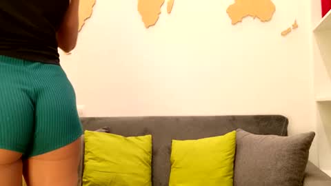 stella online show from 11/12/25, 02:23