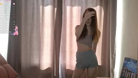 Stella online show from 10/05/25, 08:01