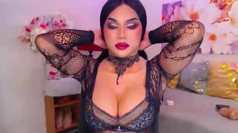 CALL ME STELLA online show from 11/21/25, 08:35