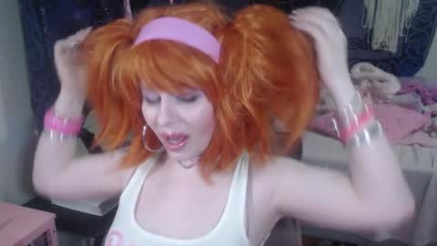 Snapshot of stellalocke chatting on 11/02/25, 04:04 StellaLocke online show from 11/02/25, 04:04