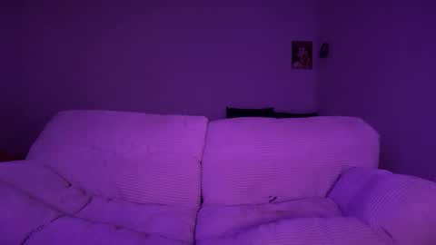 stellapearl online show from 11/29/25, 08:50