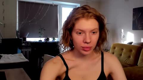 Snapshot of stellaswen chatting on 02/20/25, 12:15 S T E L L A online show from 02/20/25, 12:15