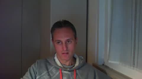 sten015 online show from 01/18/25, 06:43