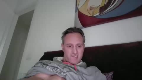 Snapshot of sten015 chatting on 02/12/26, 02:56 sten015 online show from 02/12/26, 02:56