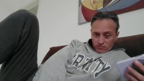 Snapshot of sten015 chatting on 04/15/26, 12:34 sten015 online show from 04/15/26, 12:34